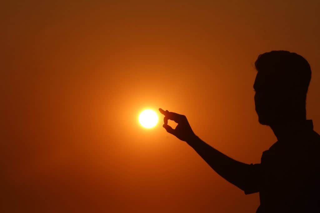 hand-man-beach-sea-nature-outdoor-1277726-pxhere.com